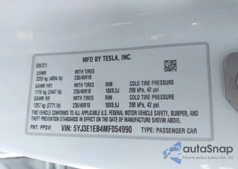 2021 Tesla Model 3 Long Range Dual Motor All-Wheel Drive z USA, uszkodzony, nr VIN 5YJ3E1EB4MF054990
